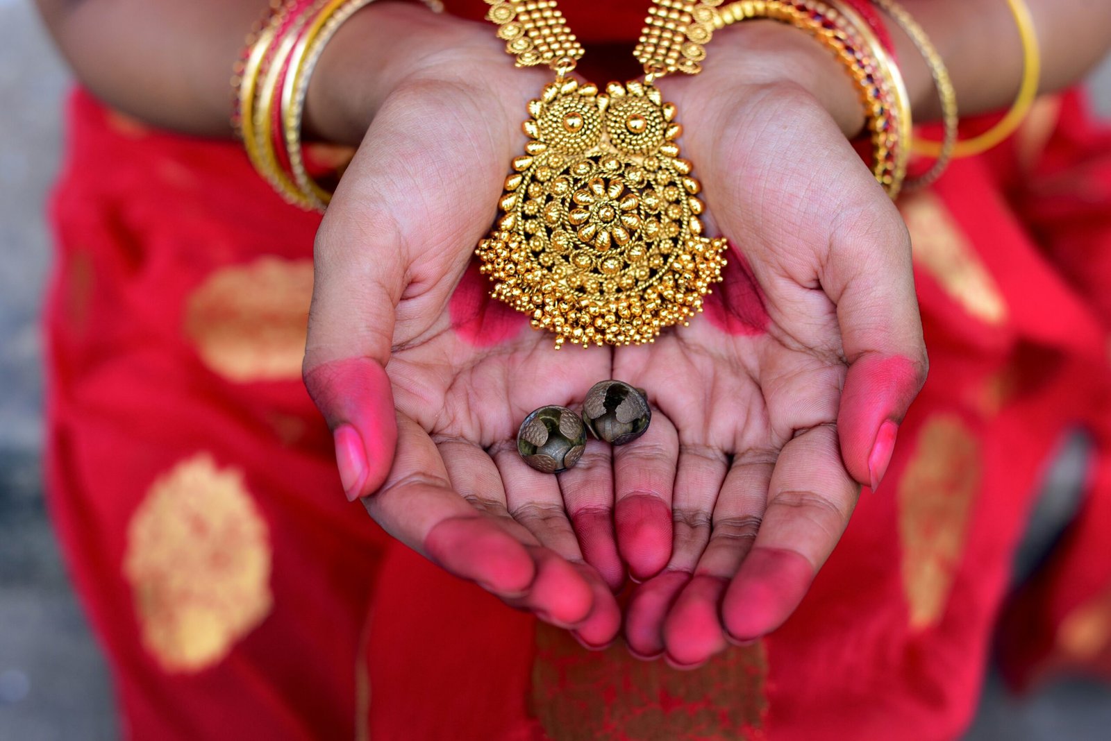 Gold Loan vs Personal Loan